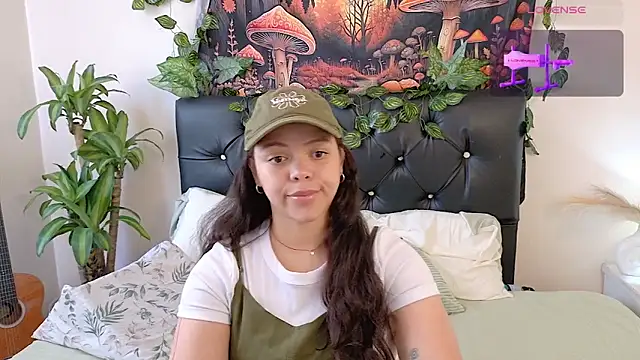 Snapshot of Amanda_sweet chatting on March 1, 1:55 pm Amanda sweet online show from March 1, 1:55 pm