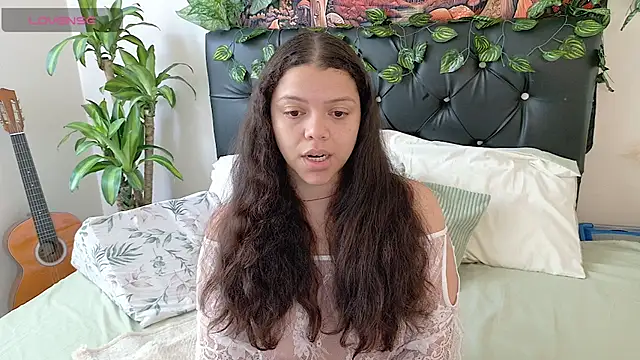 Snapshot of Amanda_sweet chatting on February 24, 2:51 pm Amanda sweet online show from February 24, 2:51 pm