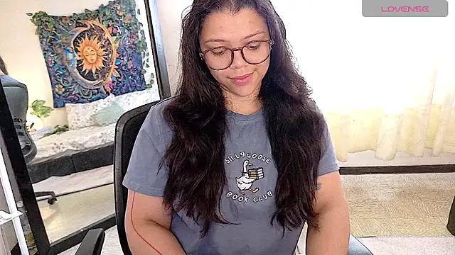 Amanda sweet online show from May 11, 1:34 pm