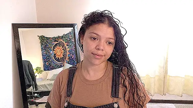 Snapshot of Amanda_sweet chatting on June 20, 2:11 pm Amanda sweet online show from June 20, 2:11 pm