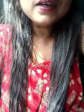 Snapshot of Desi_couple305 chatting on October 18, 8:27 am Desi couple305 online show from October 18, 8:27 am