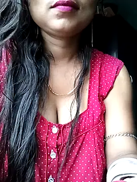 Snapshot of Desi_couple305 chatting on October 6, 2:24 am Desi couple305 online show from October 6, 2:24 am