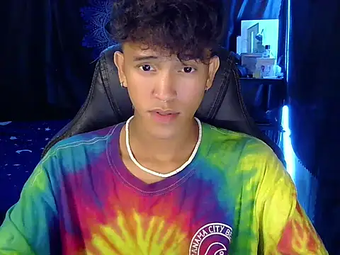 kenbigcockxx online show from April 19, 4:52 pm