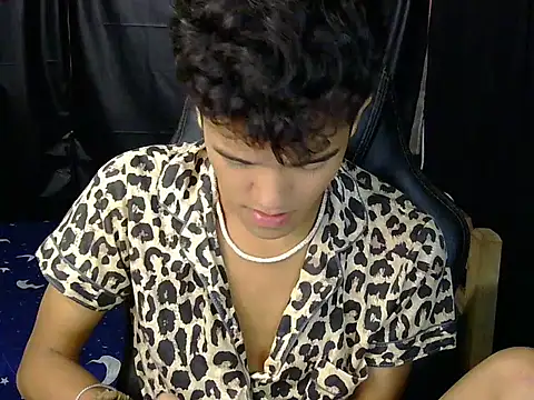 kenbigcockxx online show from March 11, 9:47 am