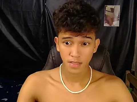 kenbigcockxx online show from February 24, 1:12 pm