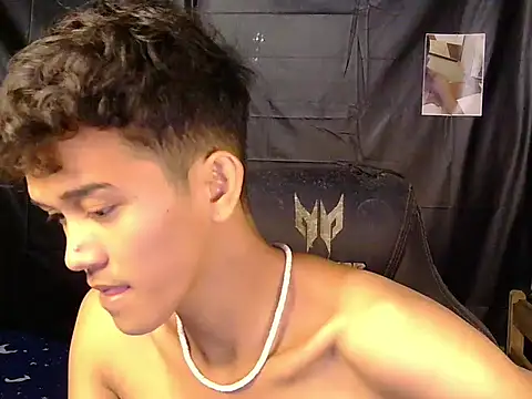 kenbigcockxx online show from February 23, 1:44 pm