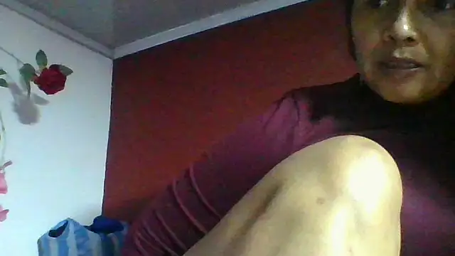Snapshot of DianaOchoa_ chatting on June 14, 11:06 pm DianaOchoa online show from June 14, 11:06 pm