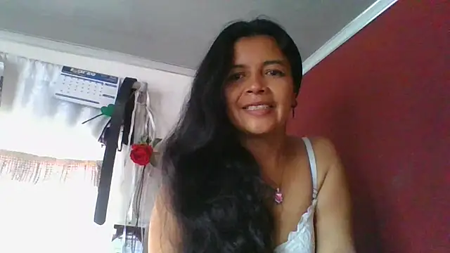 DianaOchoa  online show from March 23, 1:00 pm