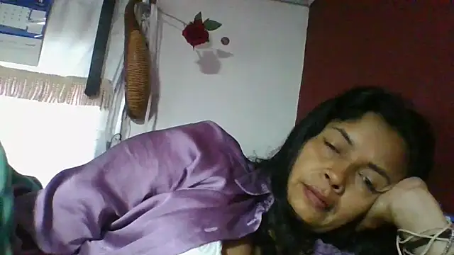 DianaOchoa  online show from April 18, 11:34 am