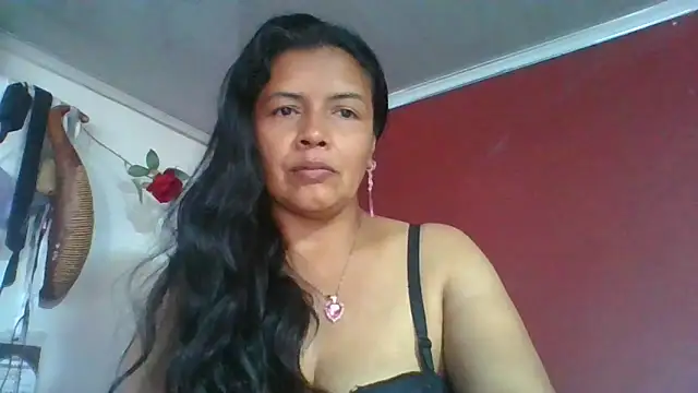 DianaOchoa  online show from May 24, 10:42 pm