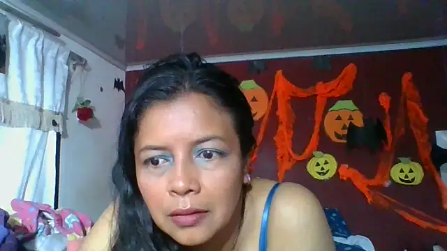 DianaOchoa  online show from October 29, 11:09 am