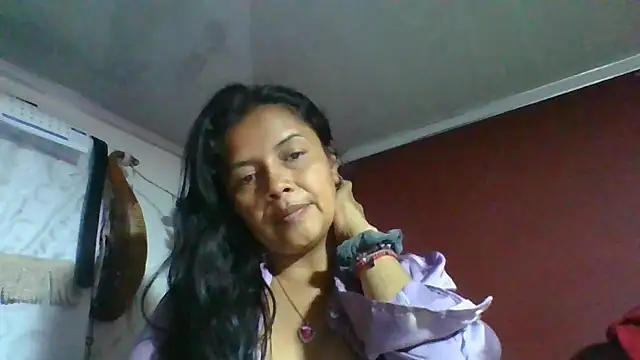 DianaOchoa  online show from May 5, 2:58 am