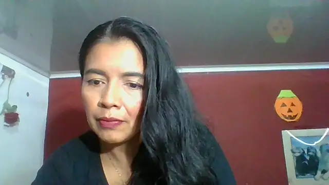 DianaOchoa  online show from November 11, 4:07 am