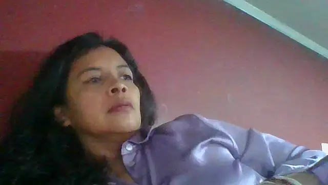 Snapshot of DianaOchoa_ chatting on February 25, 11:43 am DianaOchoa online show from February 25, 11:43 am