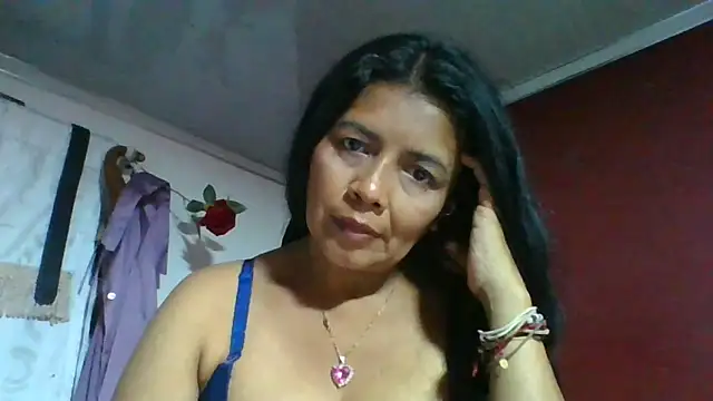 DianaOchoa  online show from April 26, 3:37 am