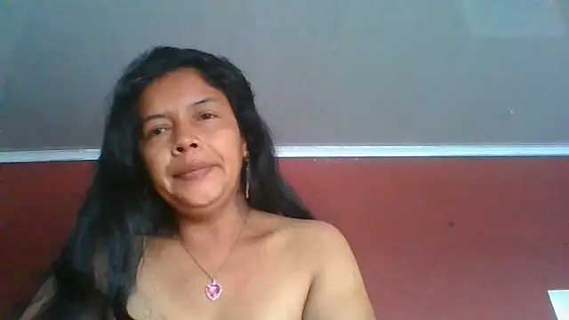 Snapshot of DianaOchoa_ chatting on June 23, 12:47 pm DianaOchoa online show from June 23, 12:47 pm