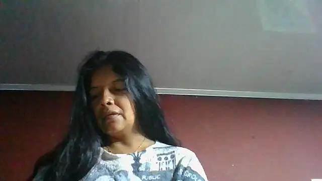 Snapshot of DianaOchoa_ chatting on June 17, 10:14 am DianaOchoa online show from June 17, 10:14 am