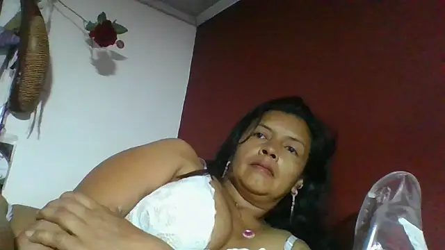 DianaOchoa  online show from May 15, 10:46 am