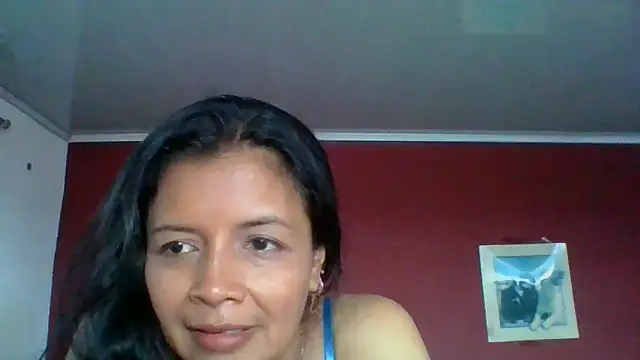 Snapshot of DianaOchoa_ chatting on October 10, 7:47 pm DianaOchoa online show from October 10, 7:47 pm