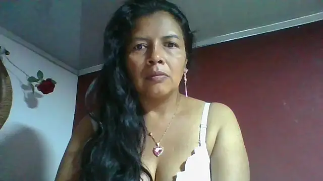 DianaOchoa  online show from May 13, 5:58 am