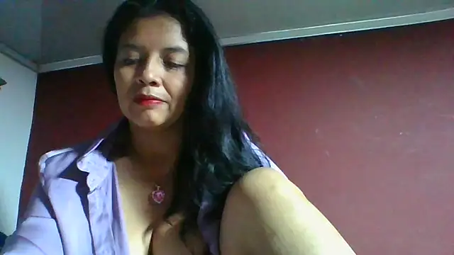 DianaOchoa  online show from April 17, 3:31 am