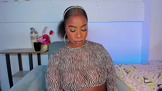 Keily-w online show from February 14, 4:23 am