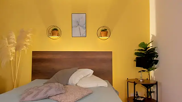 Snapshot of Keily-w chatting on October 13, 8:54 pm Keily-w online show from October 13, 8:54 pm