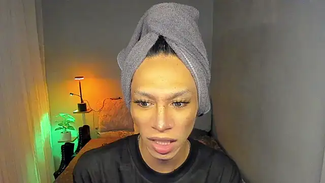 anitacruise online show from October 17, 9:16 pm