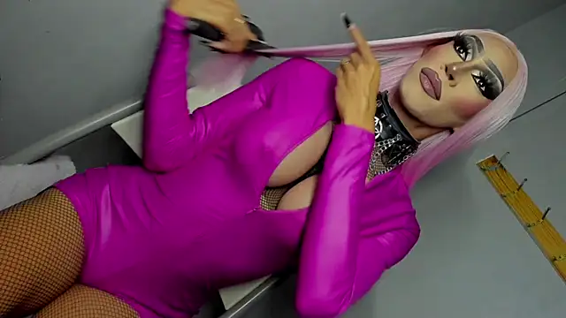 Snapshot of anitacruise chatting on February 11, 6:08 pm anitacruise online show from February 11, 6:08 pm