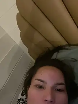 Queen Of all Media online show from September 24, 7:26 am