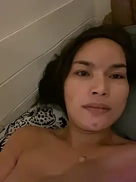 Queen Of all Media online show from September 25, 8:53 am