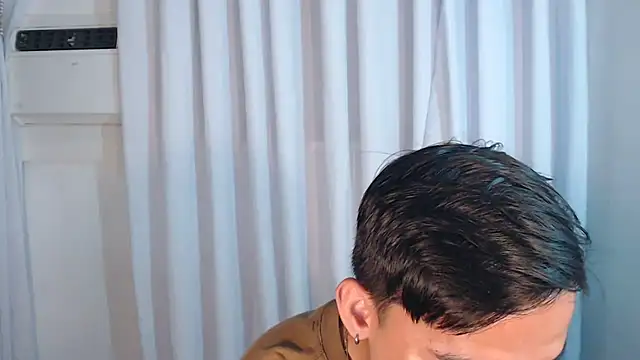 Snapshot of asian_dai chatting on November 26, 5:51 am asian dai online show from November 26, 5:51 am