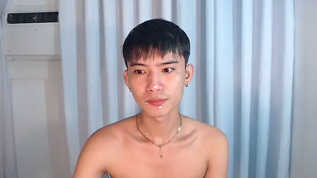 Snapshot of asian_dai chatting on November 27, 11:16 pm asian dai online show from November 27, 11:16 pm