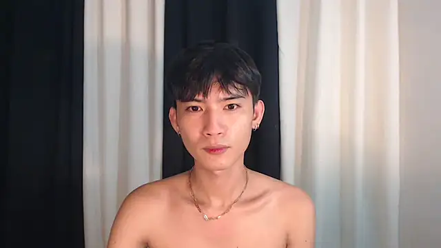 Snapshot of asian_dai chatting on November 7, 5:17 pm asian dai online show from November 7, 5:17 pm