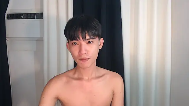 Snapshot of asian_dai chatting on November 2, 5:23 am asian dai online show from November 2, 5:23 am