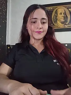 Snapshot of candy__fox_ chatting on November 20, 2:40 pm candy fox online show from November 20, 2:40 pm