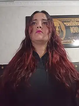 Snapshot of candy__fox_ chatting on December 4, 12:26 pm candy fox online show from December 4, 12:26 pm