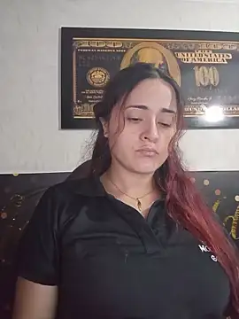 Snapshot of candy__fox_ chatting on November 30, 11:44 am candy fox online show from November 30, 11:44 am