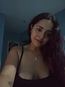 candy  fox  online show from January 10, 8:09 am