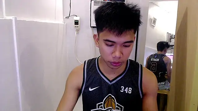 Snapshot of Ur_pinoyhotbrix chatting on September 17, 5:37 pm Ur pinoyhotbrix online show from September 17, 5:37 pm
