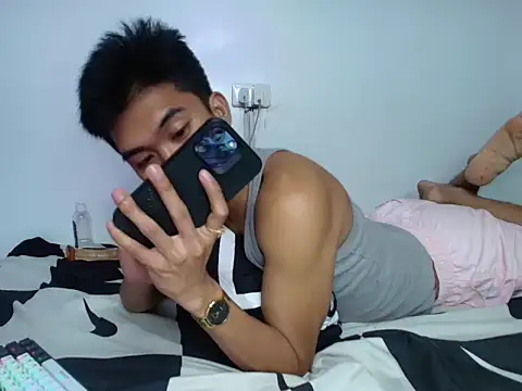 Ur pinoyhotbrix online show from December 13, 10:38 pm