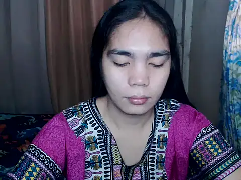 Snapshot of Simple_Martina chatting on November 15, 1:31 am Simple Martina online show from November 15, 1:31 am