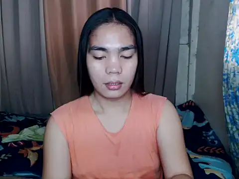 Snapshot of Simple_Martina chatting on November 21, 1:59 am Simple Martina online show from November 21, 1:59 am