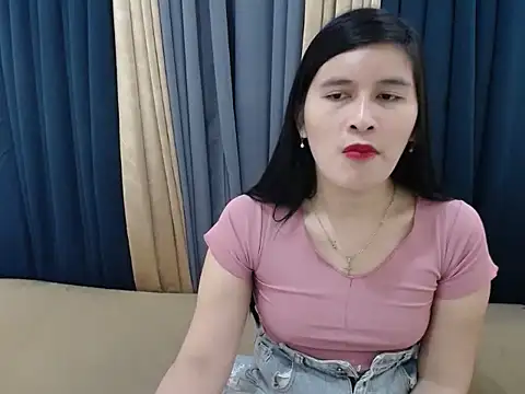 Snapshot of pinay_amaliax chatting on September 21, 10:53 am pinay amaliax online show from September 21, 10:53 am
