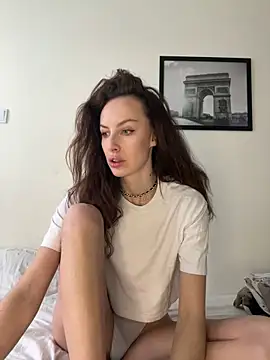 Snapshot of goodgirldevil chatting on February 2, 1:21 pm goodgirldevil online show from February 2, 1:21 pm