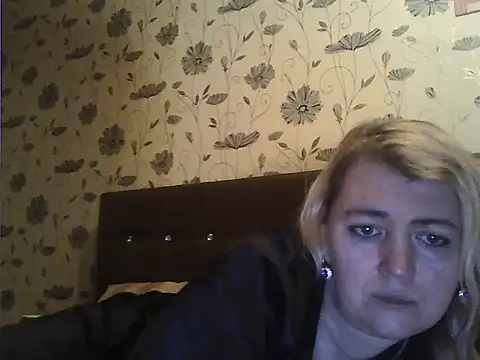 SmileCamille online show from December 1, 1:34 pm