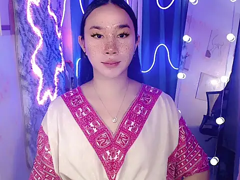 in yourdreamstarxx online show from November 27, 8:37 am