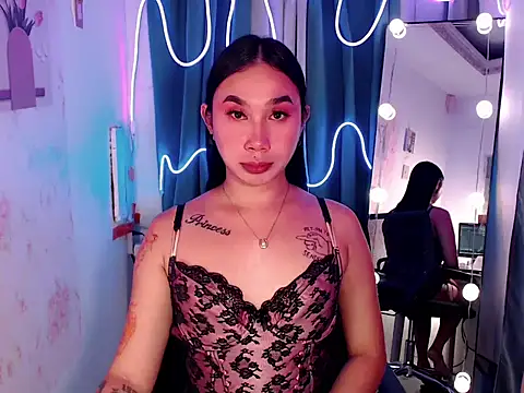 in yourdreamstarxx online show from November 21, 8:41 pm