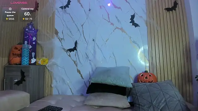 Eva Johnss online show from October 29, 12:37 pm