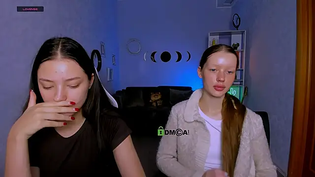 Snapshot of miki-niki chatting on September 30, 5:46 am miki-niki online show from September 30, 5:46 am